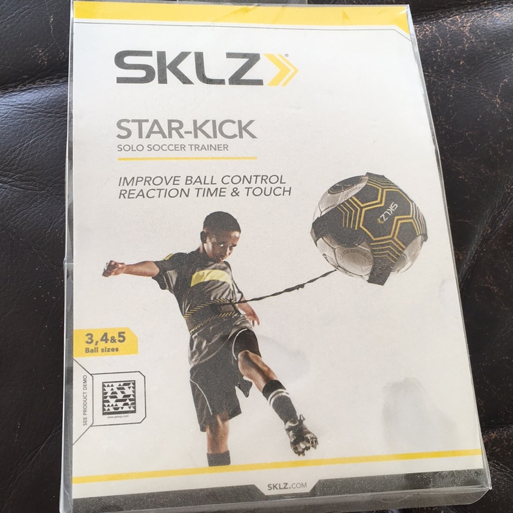 SKLZ star kick solo soccer trainer